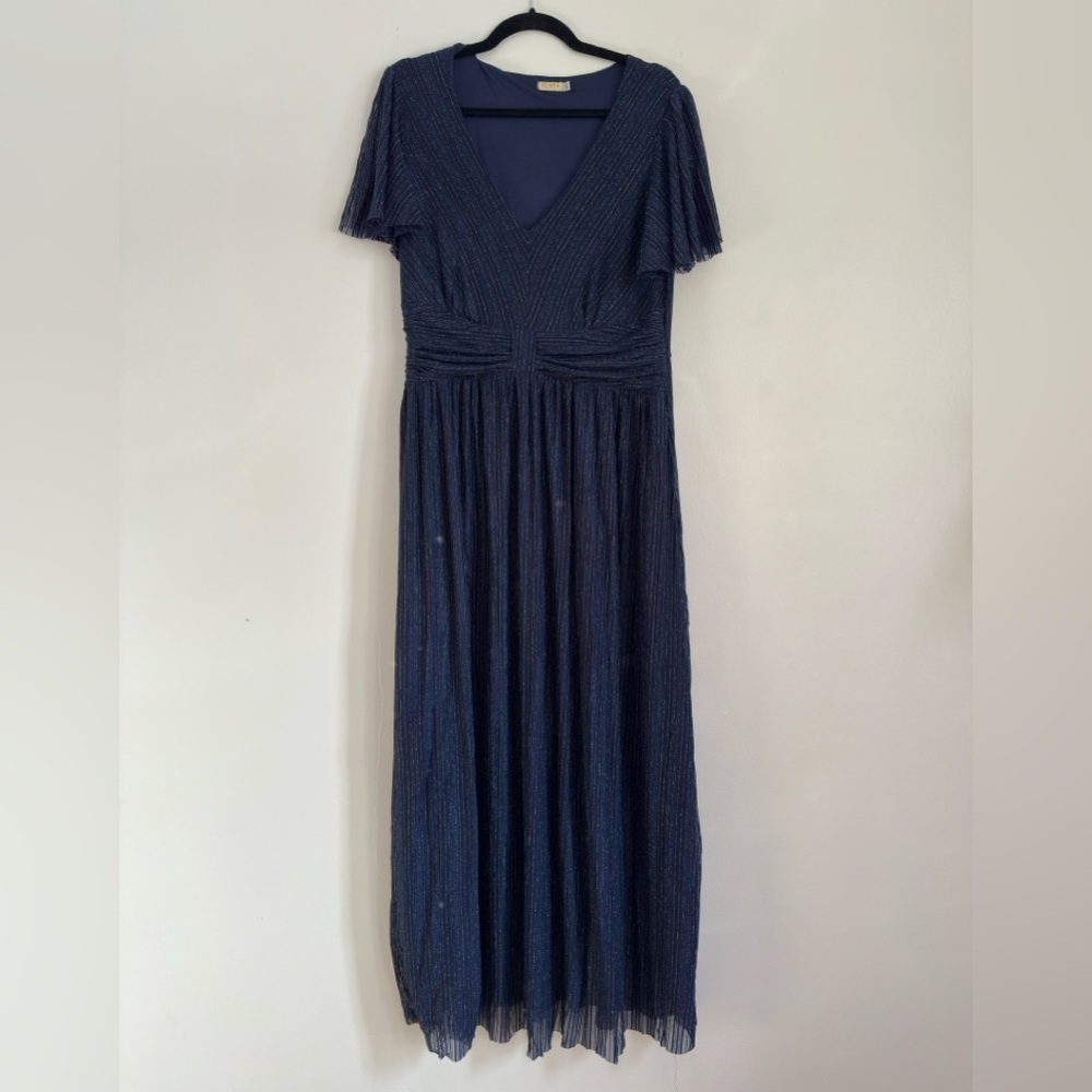 Elegant Navy Blue Evening Dress